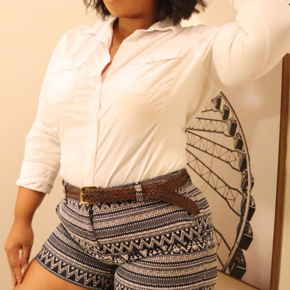 Ann Taylor's tribal shorts size 8